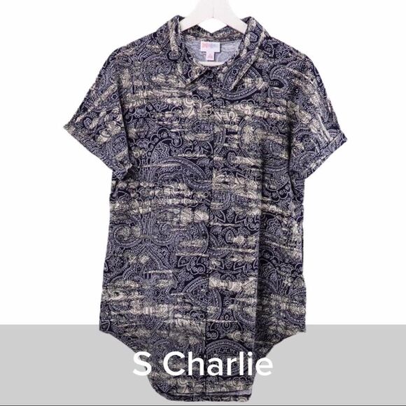 LuLaRoe Tops - Lularoe Charlie Short Sleeve Button Up Top Small